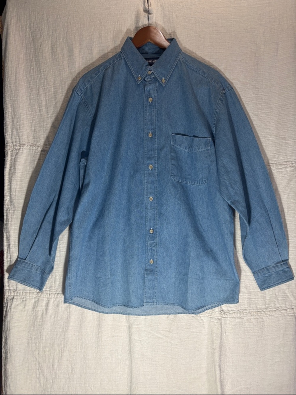 Men's Light Blue Denim Button-Down Shirt with Chest Pocket 100% Cotton